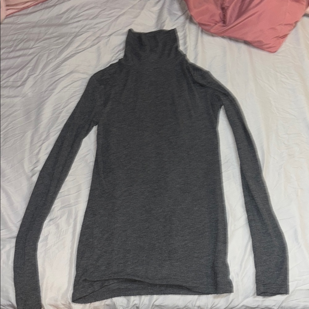 Gray Turtleneck Long Sleeve Top
